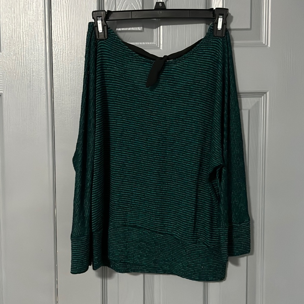 Green and black knit sweater. 3/4 sleeves